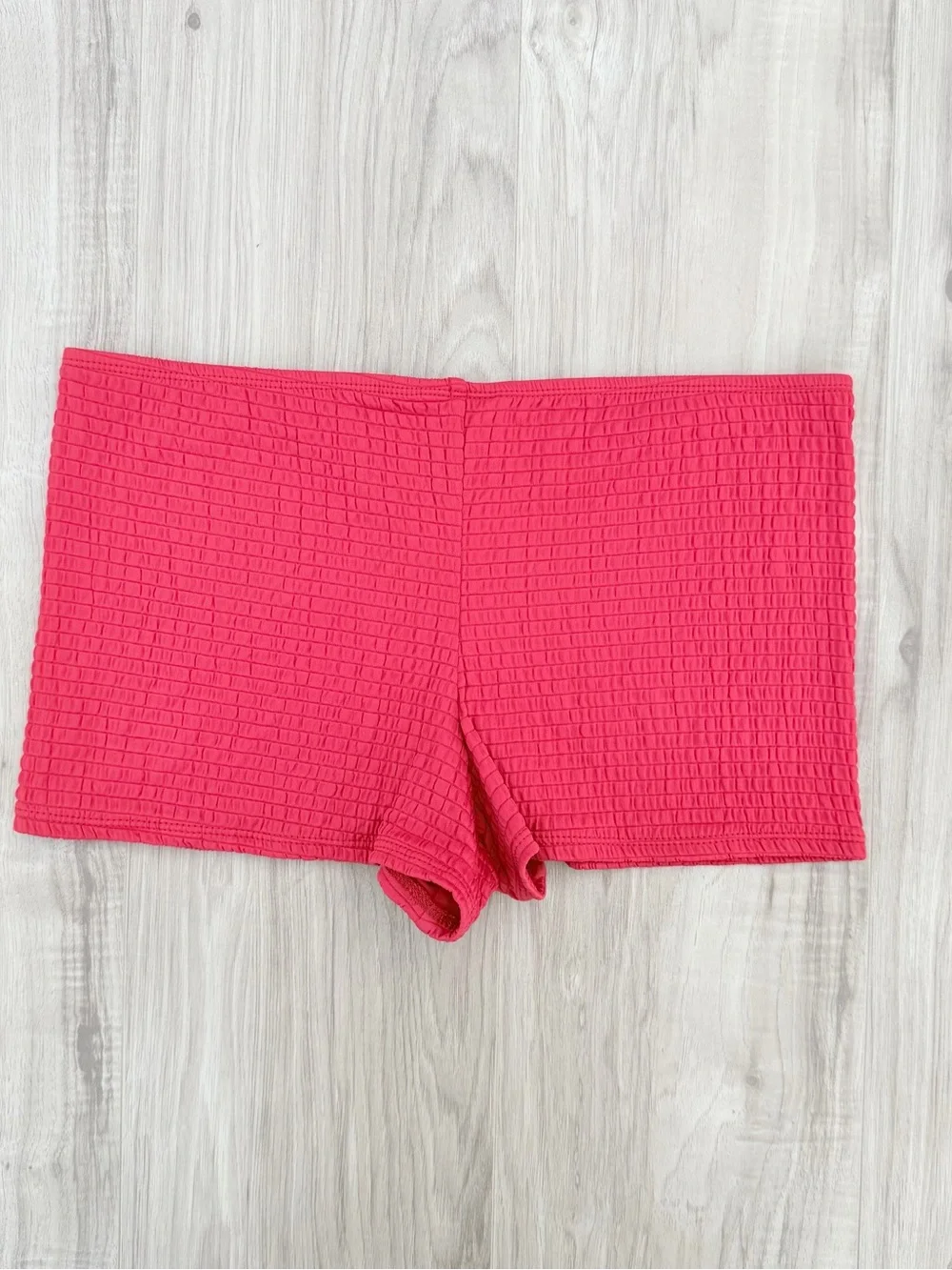 Dippin' Daisy's Luisa Red Textured Swim Shorts